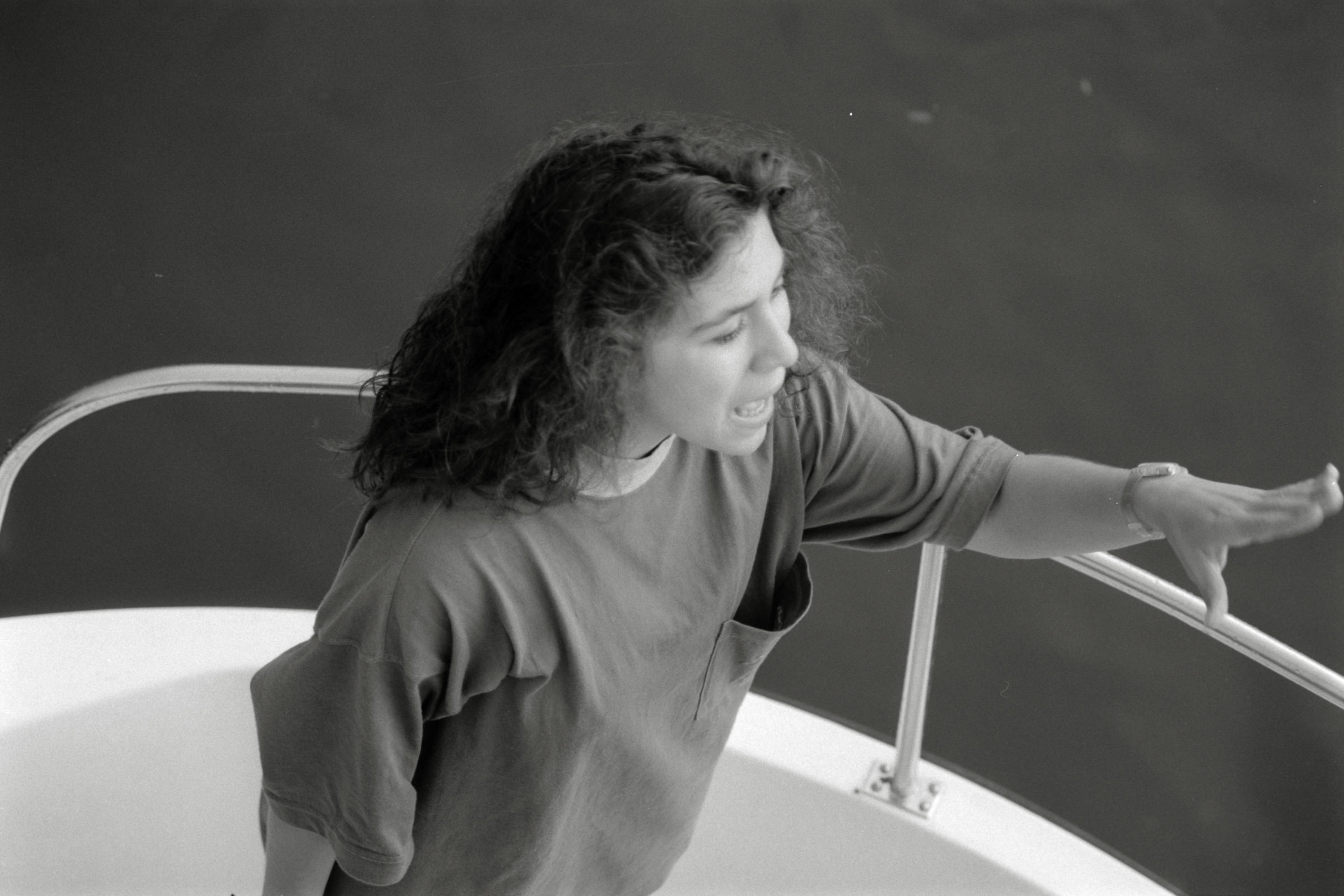 AHP F1990 09 004 sc250506 img37 NLP